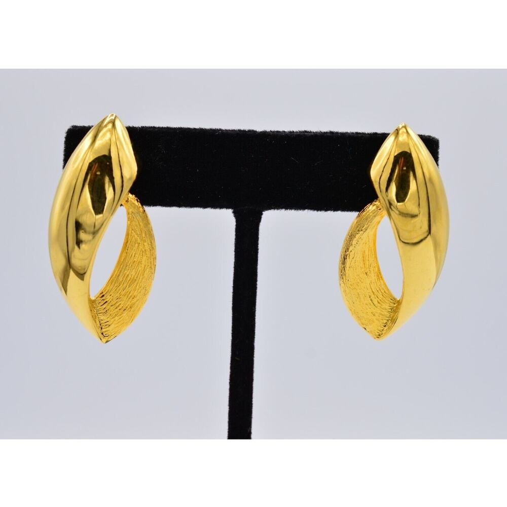 JC Vintage Earrings Shiny Gold Drop Dangle Textured Chunky 1980s Signed BinX